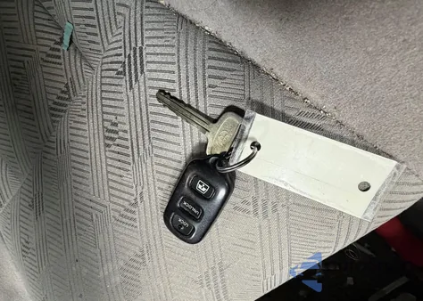 2001 Toyota 4Runner Sr5 V6 from USA, damaged, VIN JT3HN86R319059375